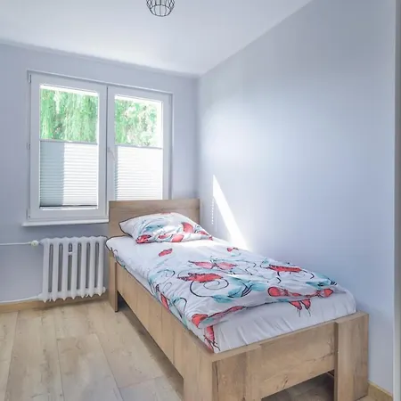 Apartment Redlowska Przystan - Plaza, Las, Miasto, Fiesta