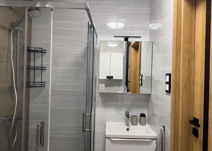 Apartament Redlowska Przystan - Plaza, Las, Miasto, Fiesta Gdynia